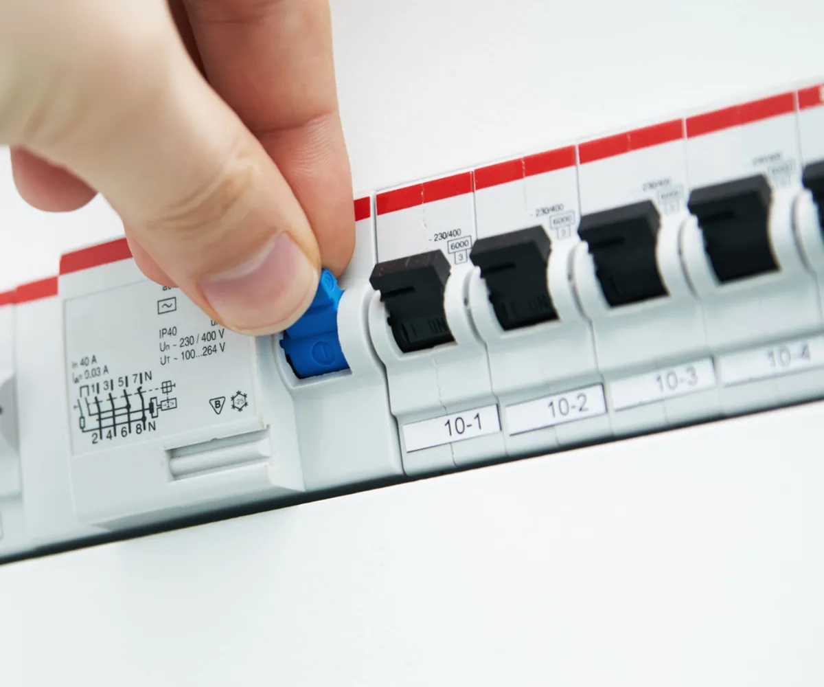 Diagnostic électrique obligatoire à Clichy