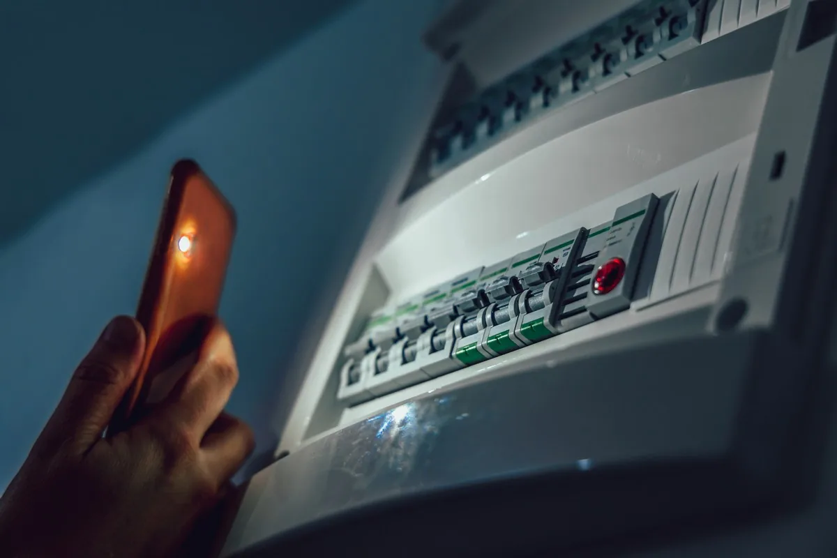 SOS électricien 24h/24 et 7j/7 à Clichy